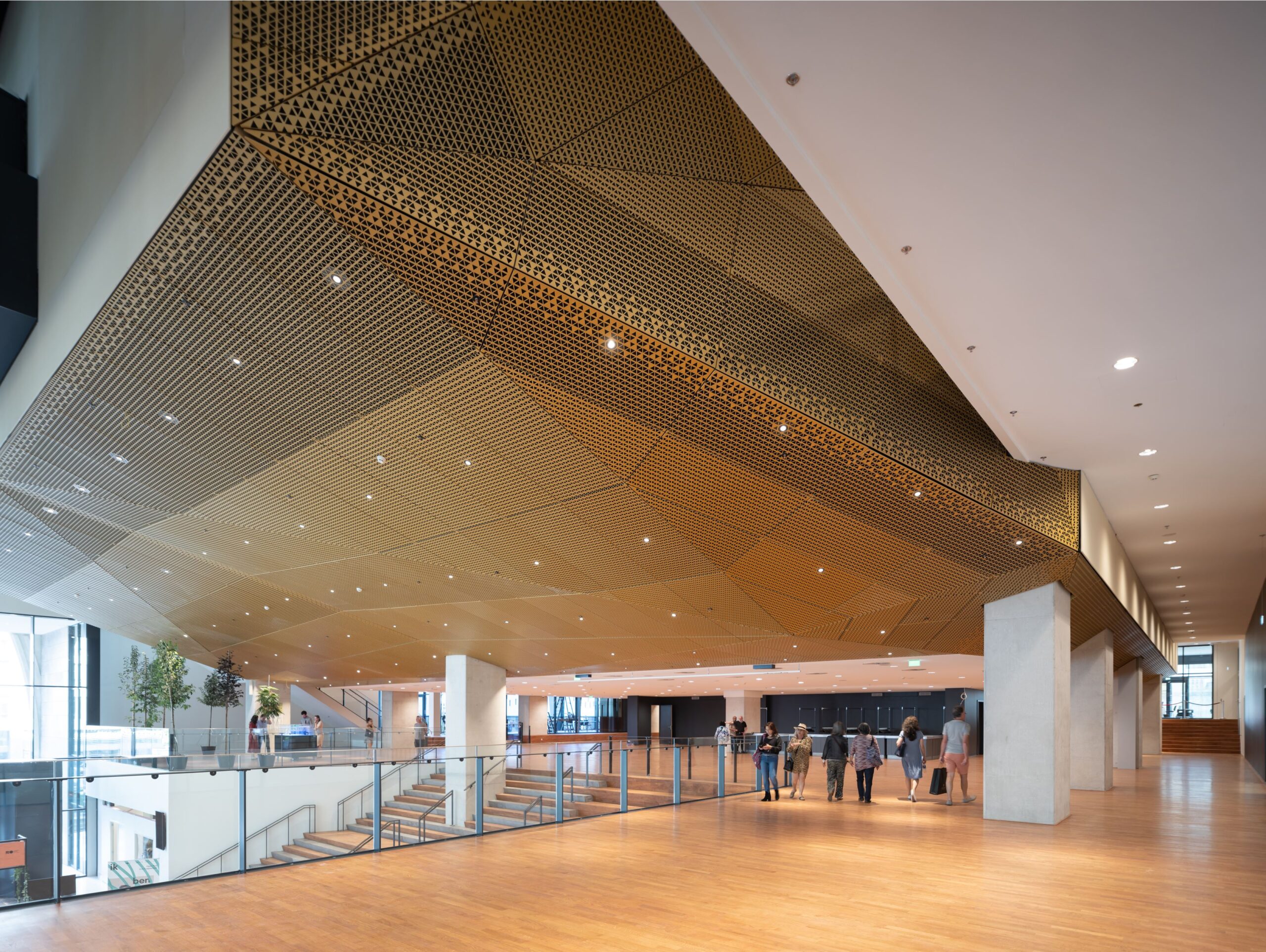 Educational and culture complex Amare in The Hague | Metadecor